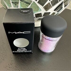 NWOT MAC Iridescent White Glitter Brillants